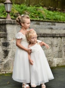 children brides maids